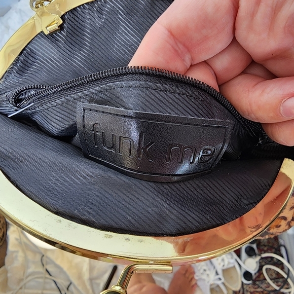 Unique bag leopard patterned tall clutch with snake ornament from Funk Me - Picture 3 of 10